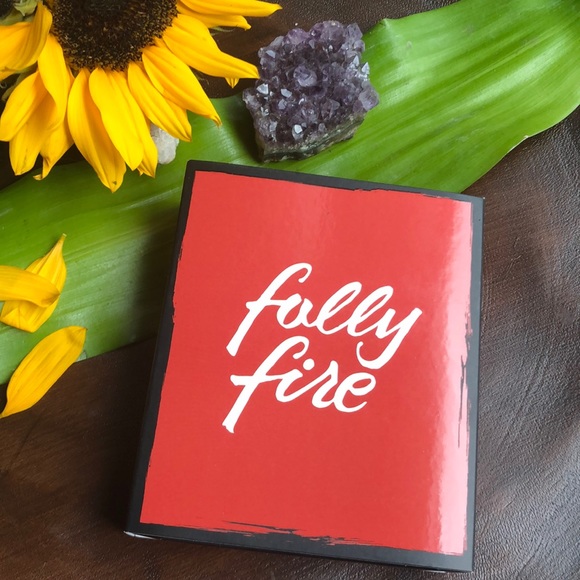Folly fire- lipstick trio - Picture 1 of 6